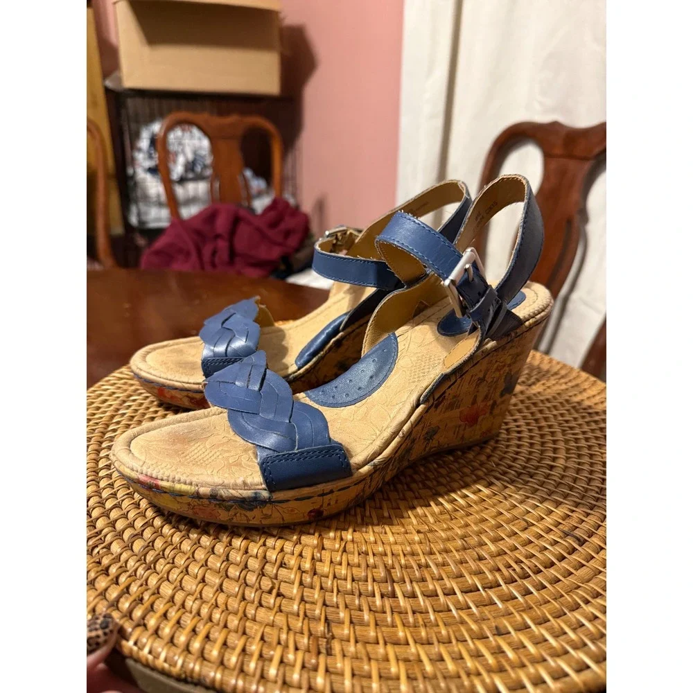 b.o.c. Born Concept Blue Leather Floral Cork Wedge Sandals Size 8M